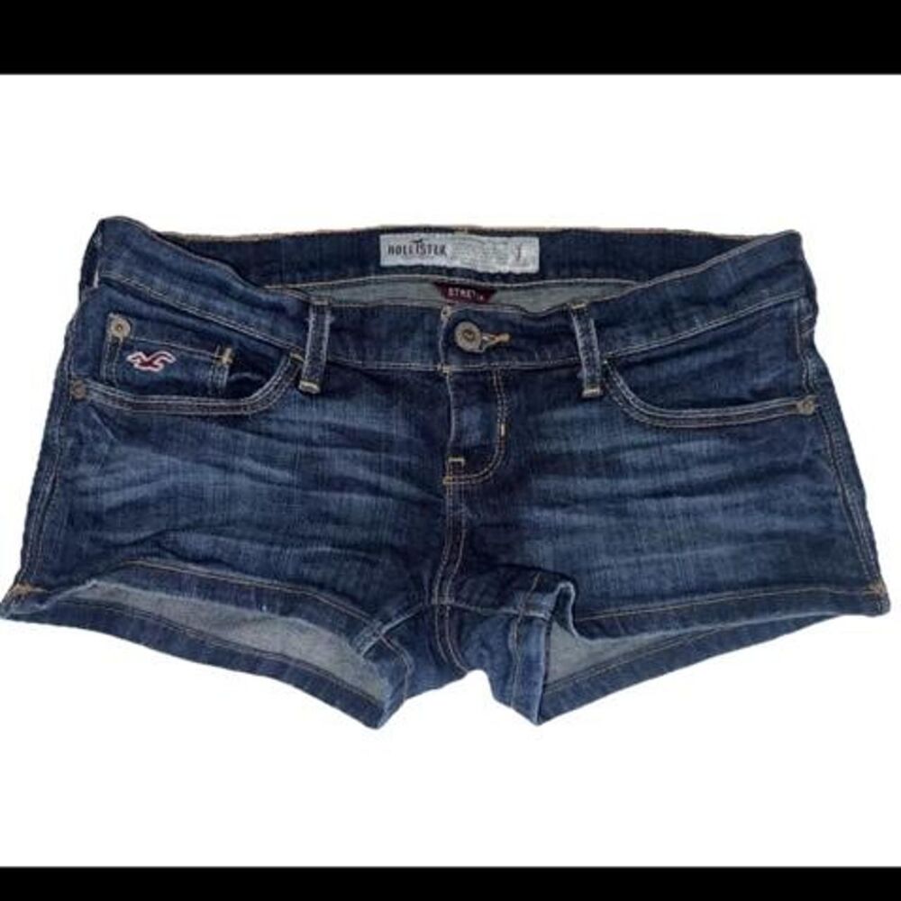 Hollister-co Women's Blue and Navy Shorts